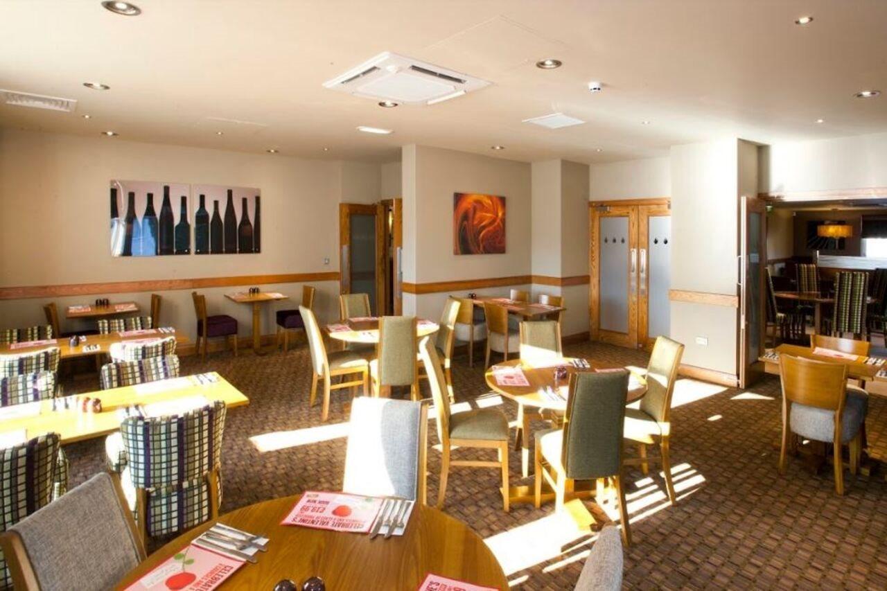 Premier Inn Inverness West Dış mekan fotoğraf