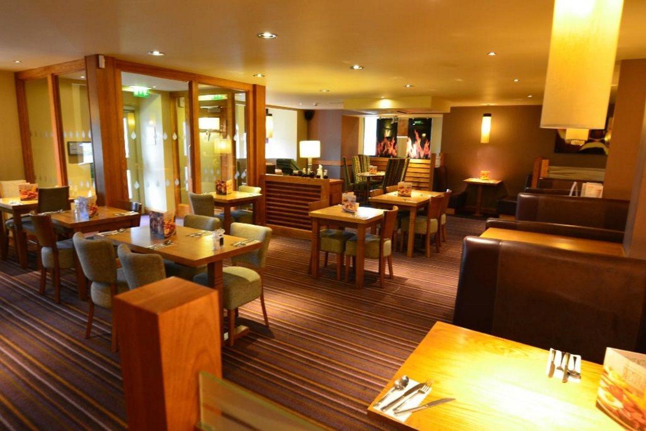 Premier Inn Inverness West Dış mekan fotoğraf