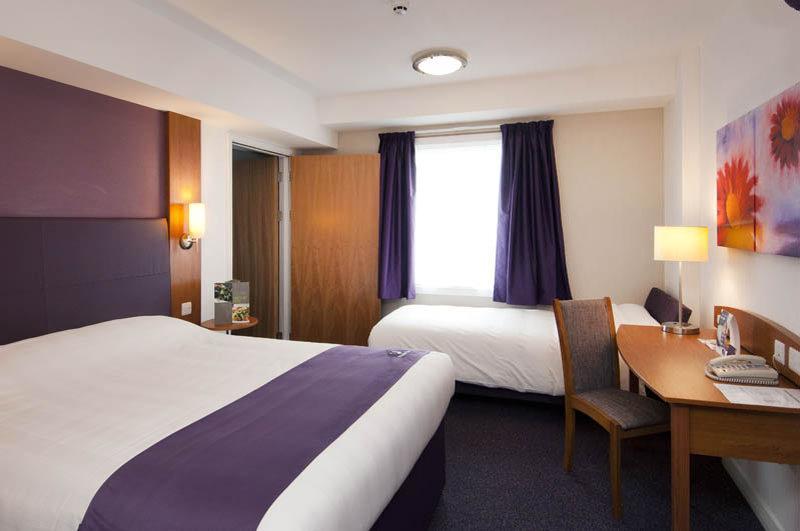 Premier Inn Inverness West Dış mekan fotoğraf